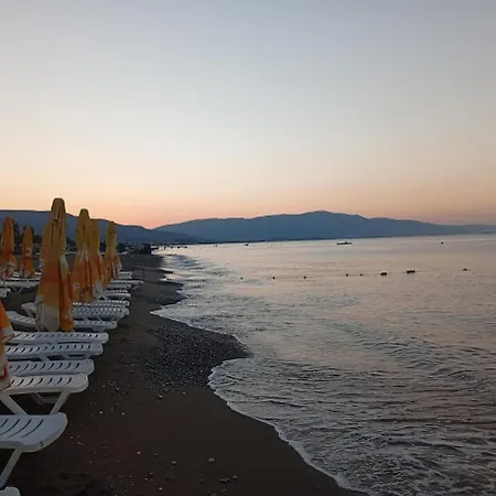 Ida Life Detached With Pool Casa vacanze